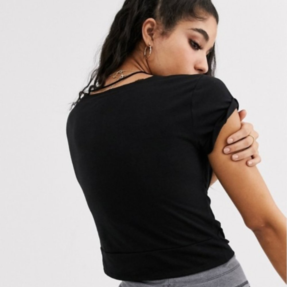 Free People Run in the Sun Tee - Picture 2 of 9